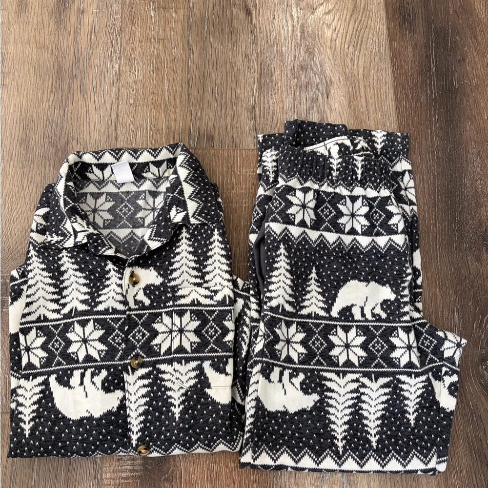 Old Navy Kids Pajama Set in Black and White
